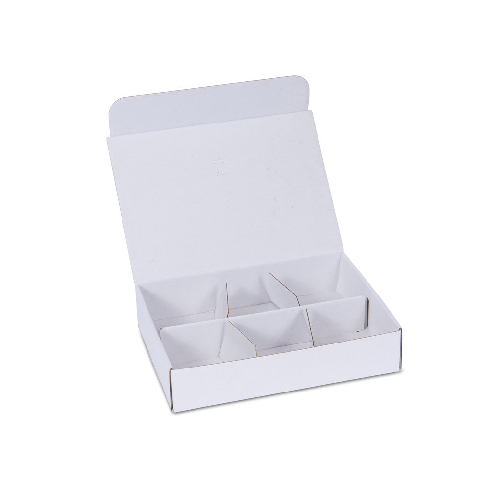 877 - Gift-box-with-compartments-and-foldable-lid-in-white-220x160x46mm-2.jpg