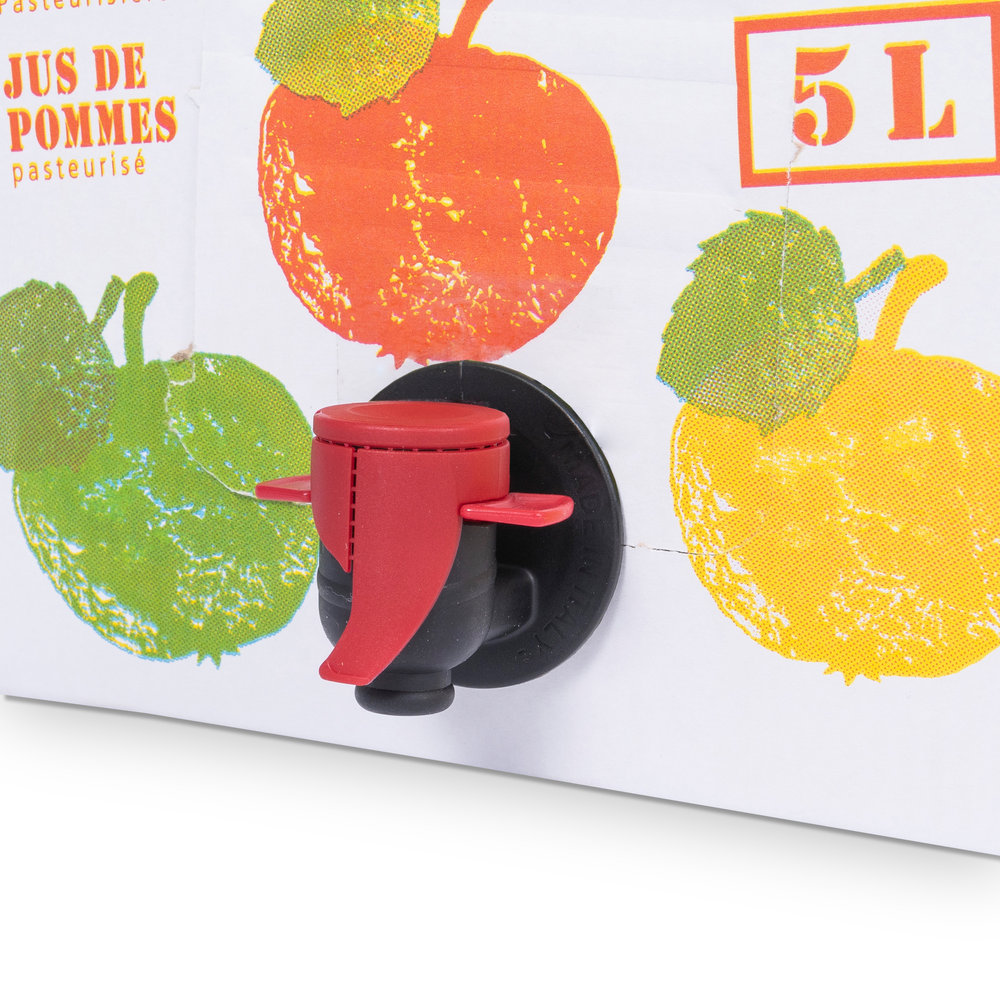 Detail-Bag-in-Box-for-sweet-cider-in-white-with-multicolored-apple-motif-11.jpg