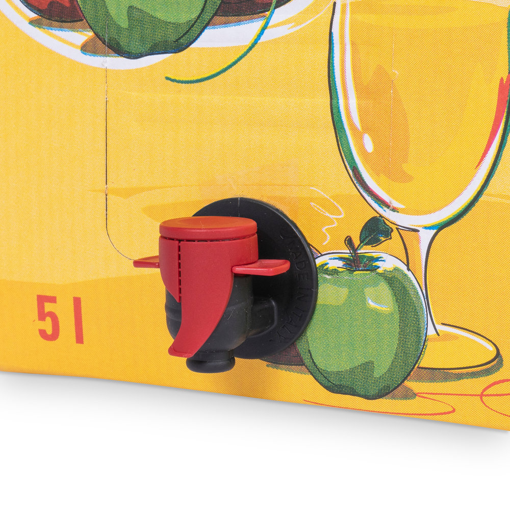 Detail-Bag-in-Box-for-sweet-cider-in-yellow-with-apple-tree-apple-motif-11.jpg