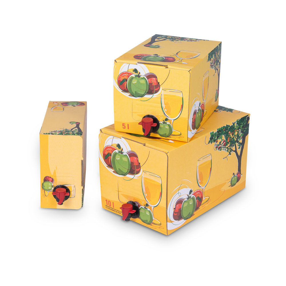 Modell-Bag-in-Box-for-sweet-cider-in-yellow-with-apple-tree-apple-motif.jpg