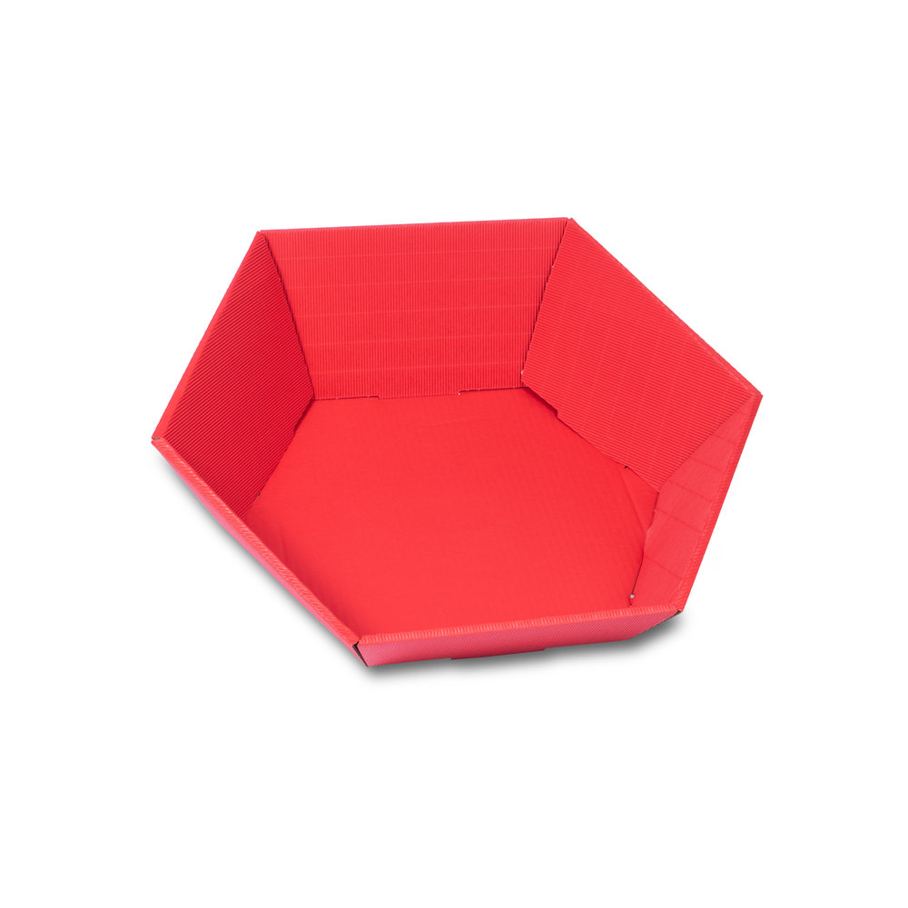 813 - Hexagonal-gift-baskets-with-open-wave-in-red-465x415x90mm.jpg
