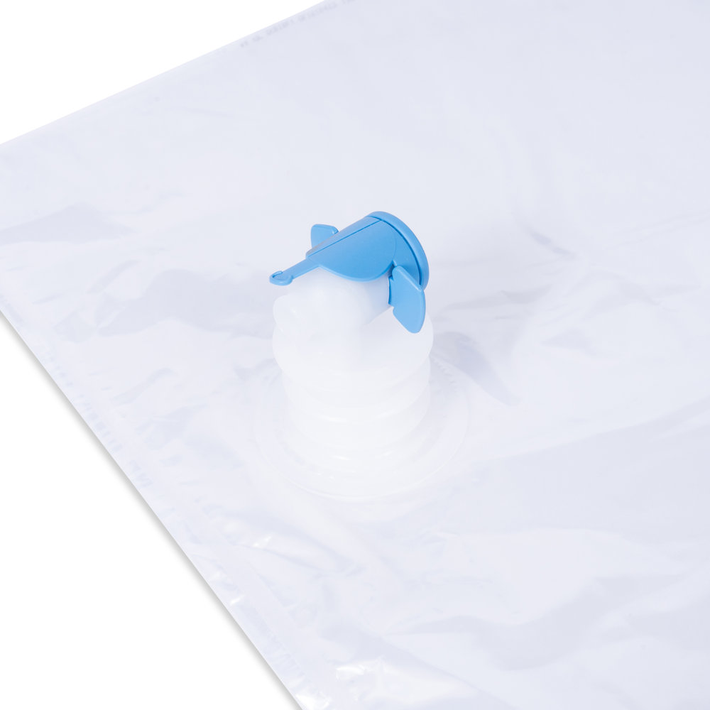Detail-10L-Bag-in-Box-bag-for-mineral-water-incl.-yellow-spout-with-hinged-lid.j