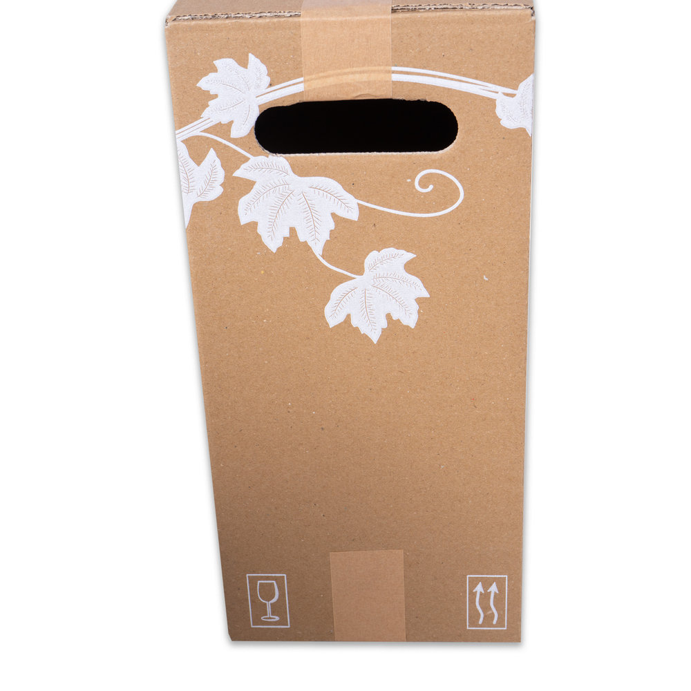 Detail-Wine-packaging-with-white-vine-grape-motif_8.jpg